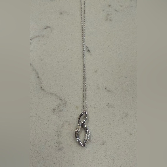 Sterling Silver 925 Diamond Infinity Pendant Necklace Size 18”‎ Length - Picture 1 of 3